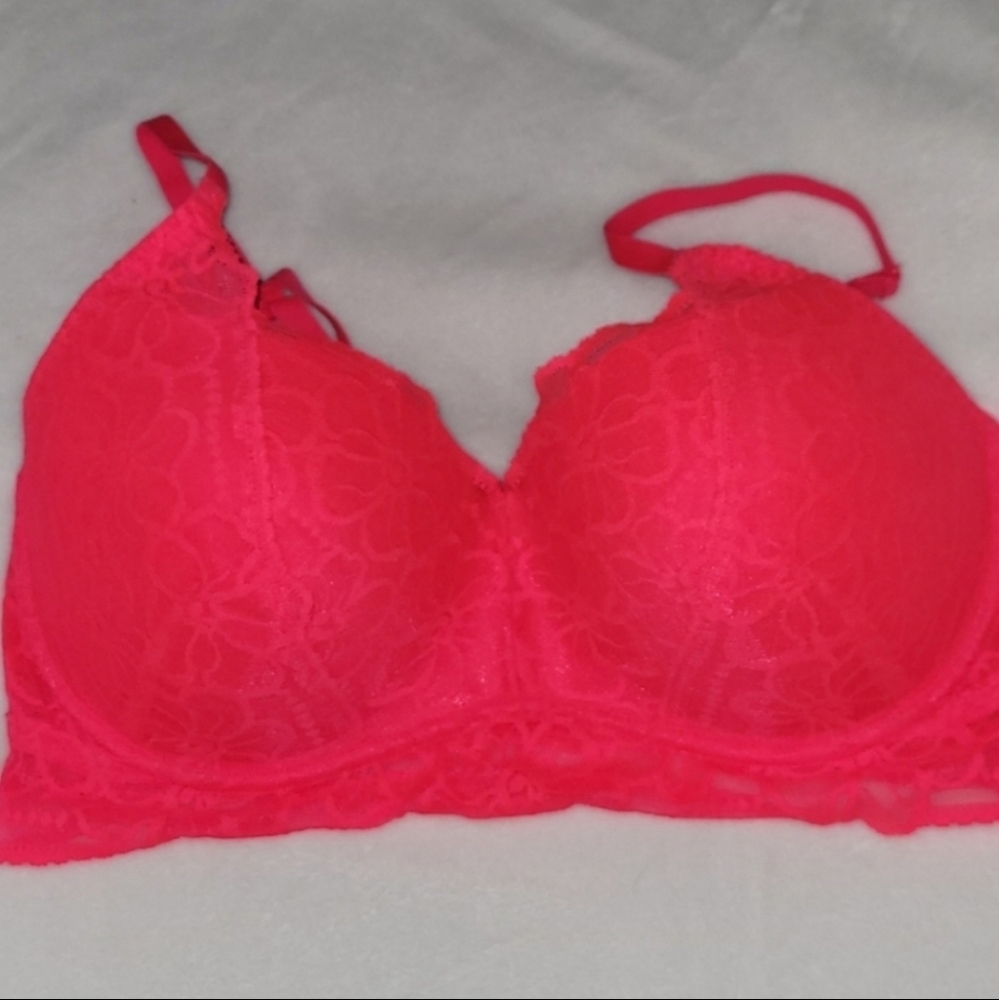 NWOT VS PINK Lace Bralette